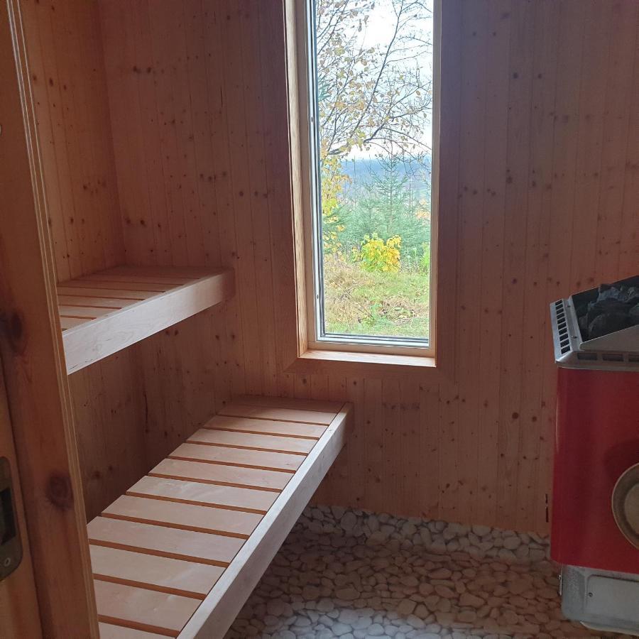 Gaeststuga I Vacker Natur, Bastu, Bubbelpool Sommartid Och Gratis Parkering Naera Ulricehamn Och Lassalyckan, Guesthouse With Nice View With Sauna And Free Parking Close To Dalsjoefors And Fishing بوراس المظهر الخارجي الصورة