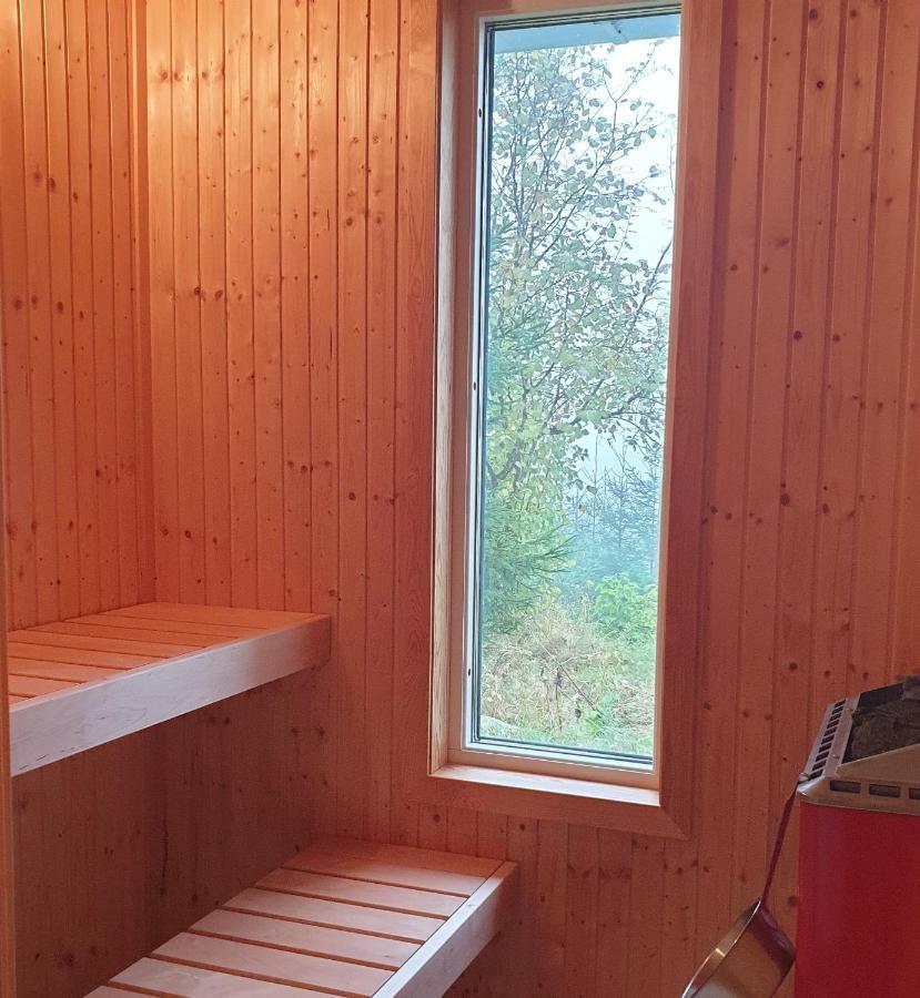 Gaeststuga I Vacker Natur, Bastu, Bubbelpool Sommartid Och Gratis Parkering Naera Ulricehamn Och Lassalyckan, Guesthouse With Nice View With Sauna And Free Parking Close To Dalsjoefors And Fishing بوراس المظهر الخارجي الصورة