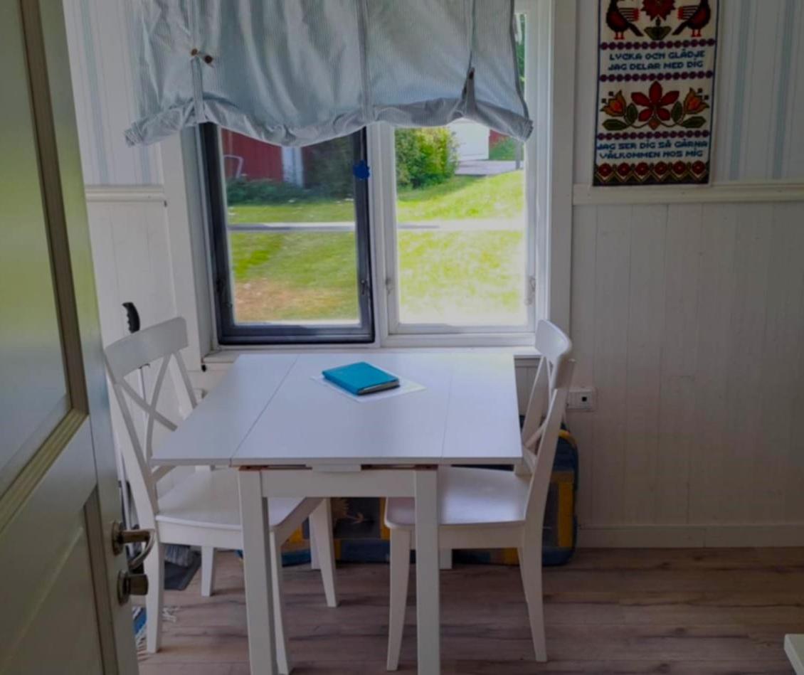 Gaeststuga I Vacker Natur, Bastu, Bubbelpool Sommartid Och Gratis Parkering Naera Ulricehamn Och Lassalyckan, Guesthouse With Nice View With Sauna And Free Parking Close To Dalsjoefors And Fishing بوراس المظهر الخارجي الصورة